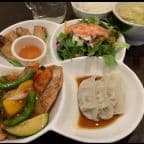 Best Fresh Ginger Sauce Lunch Combo Box in New York, NY